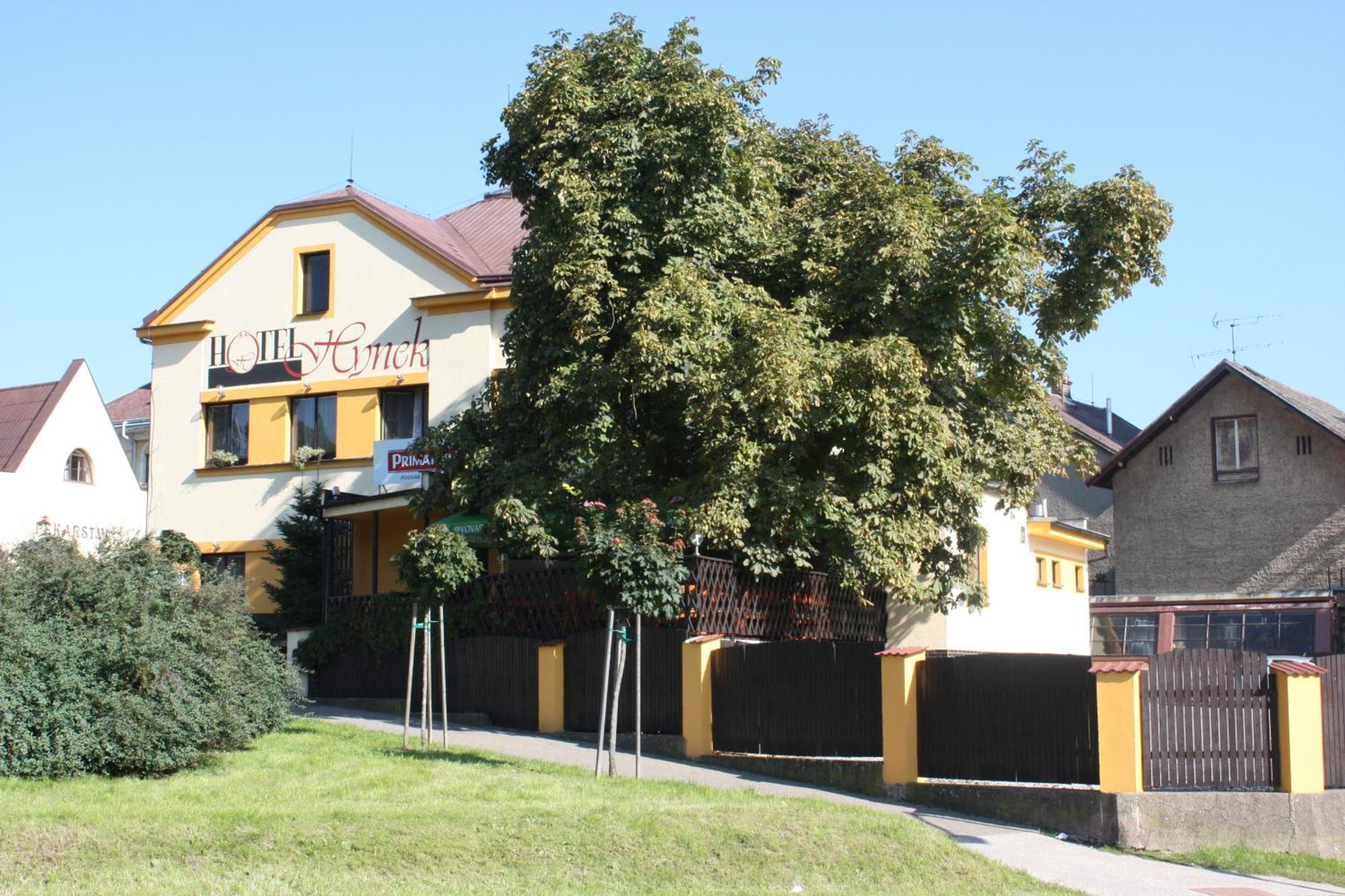 Hotel Hynek Náchod Εξωτερικό φωτογραφία